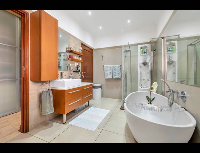 4 BEDROOM HOUSE FOR SALE IN HYDE PARK